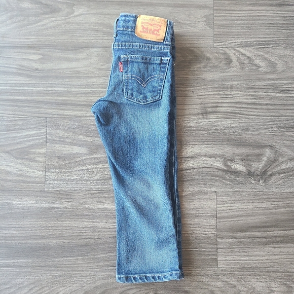 Levi's toddler bundle 2T - Picture 5 of 6